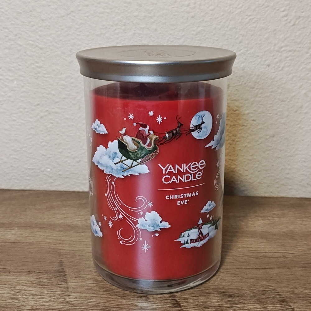 Yankee Candle Christmas Eve Large Tumbler Candle Red Holiday Santa Sleigh Lid